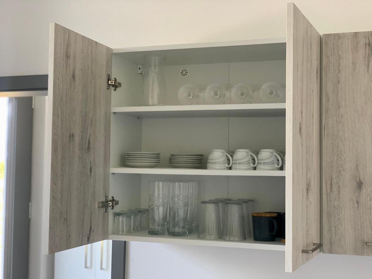 Airbnbtrebon - Modern Apartment Extérieur photo