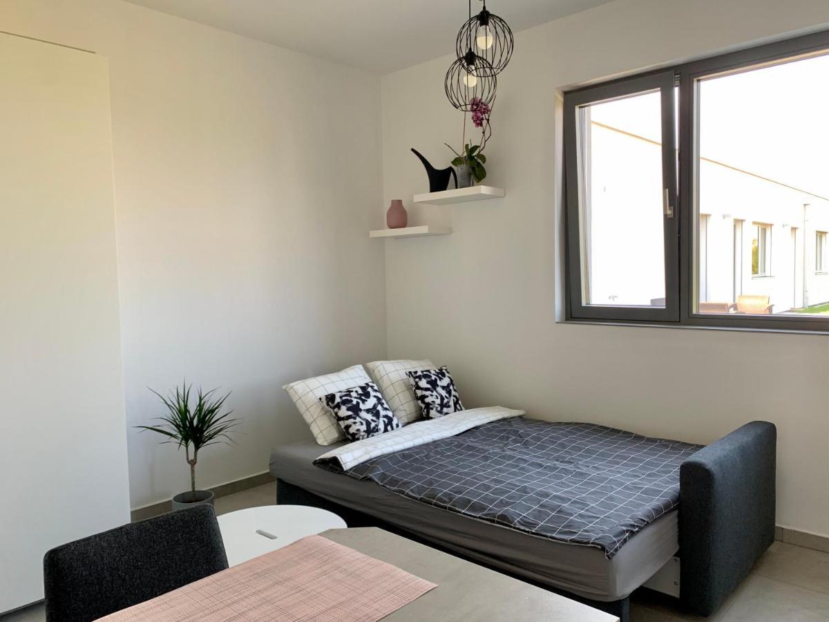 Airbnbtrebon - Modern Apartment Extérieur photo
